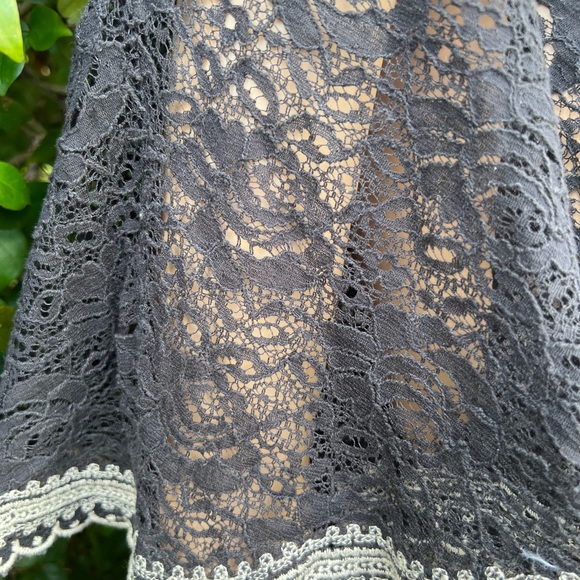 HAZE HAZEL BLACK EMBROIDERED BLOUSE - Picture 7 of 12